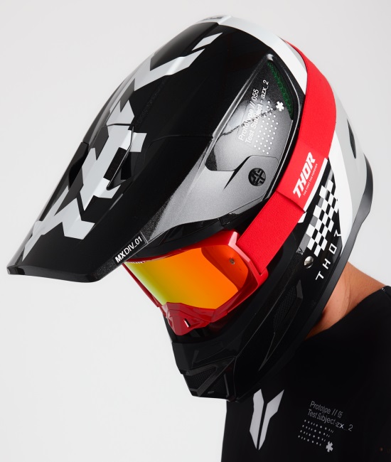 THOR REFLEX SPORT MOTOKROS ČELADA - slika 4